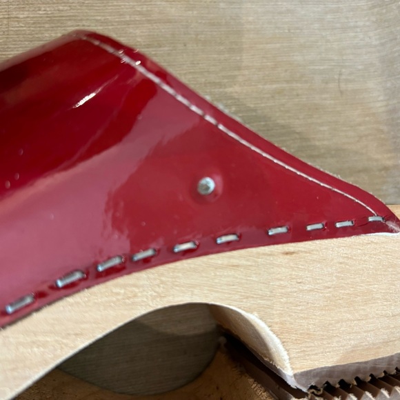 TORPATOFFELN Sz 39 Patent  Leather Wooden Soles Straps Removed Leather Clogs - Picture 6 of 13